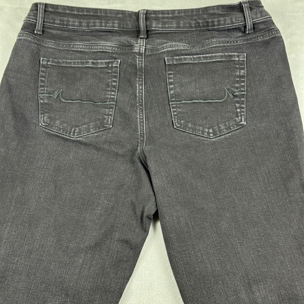 M Jeans by Maurice's Mid Rise Women's Bootcut Black Denim Jeans Size 18W Short - Picture 11 of 11
